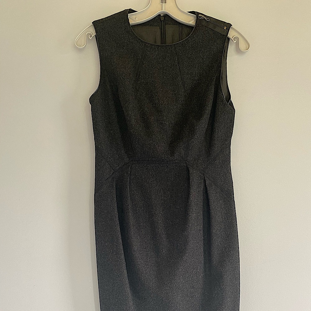 Magaschoni size 2 dress